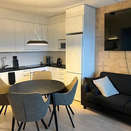 Moderni Kaksio -huippu Sijainti! Daire *