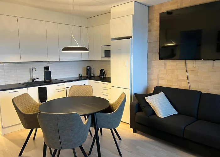 Moderni Kaksio -huippu Sijainti! Daire *